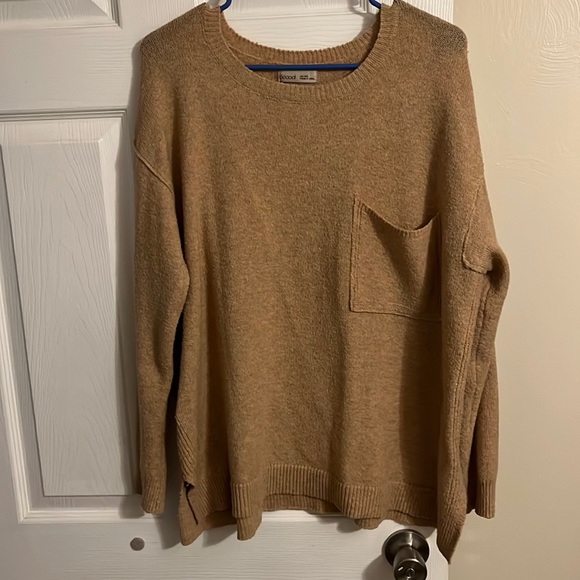 mustard yellow sweater with hints of speckled colors to contrast. - Picture 1 of 7
